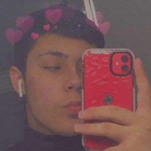 Meet your Posher, Simon